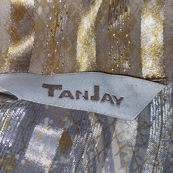 Tanjay Women’s Long Sleeve Button Down gold/ Tan Blouse Size 24W - Picture 9 of 11